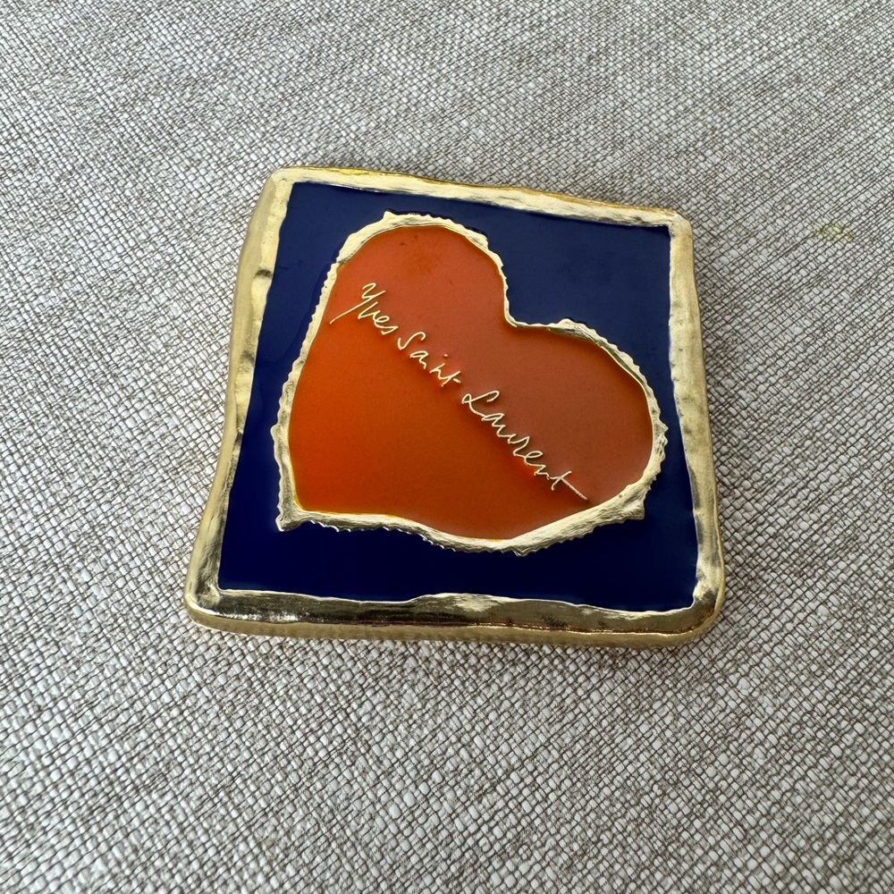 YVES SAINT LAURENT Vintage RARE gold-plated enamel pocket make-up mirror